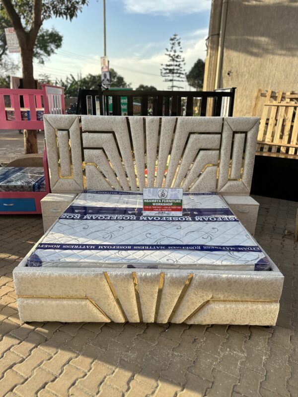 Royal Geometric Bed