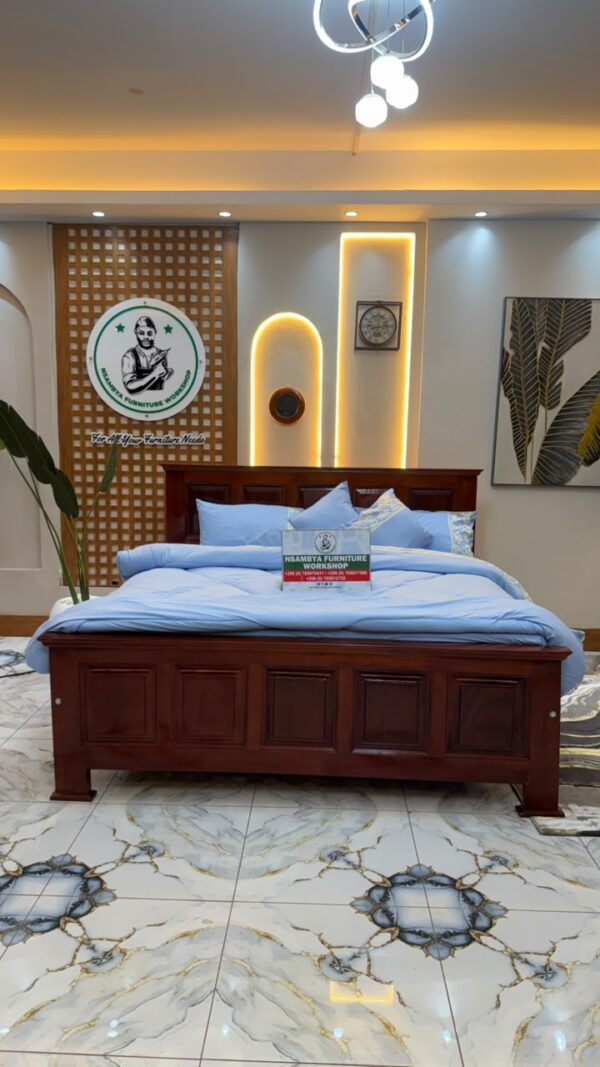 Manor Wooden Bed