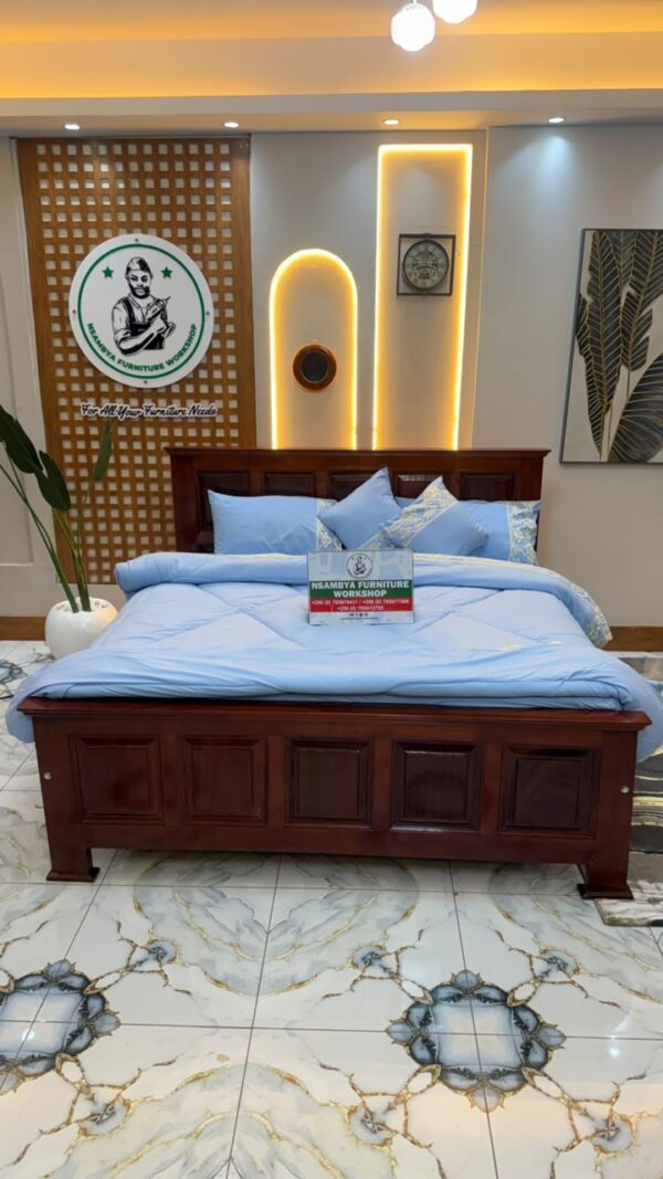 Manor Wooden Bed