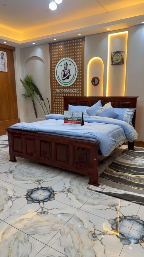 Manor Wooden Bed
